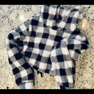 Fleece Plaid Cropped Sweatshirt